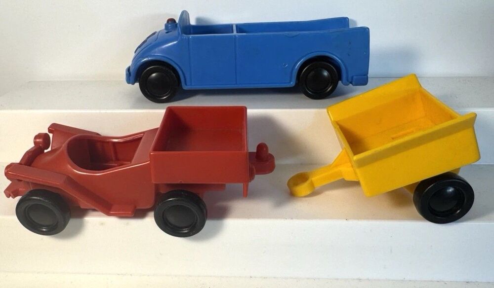 1976 Vin Richard Scarry Puzzletown Farmer Alfalfa Farm Tractor wagon replacement